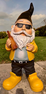 gartenzwerg SEWAS fußballspieler 
bierzwerg biertrinker cool-man bundesliga adidas zwerg dekofigur gartenfigur baden-württemberg bierfreund flaschenbier