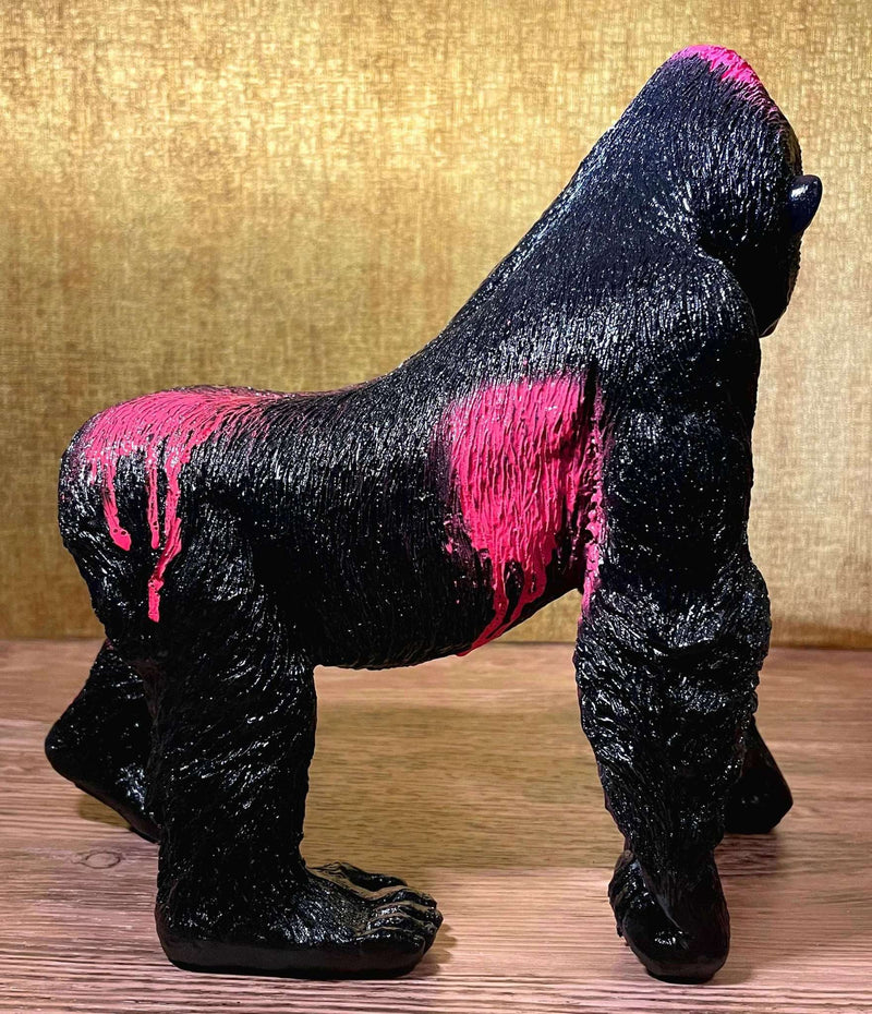 Gorilla Dekofigur gartenfigur Kunstharz menschenaffe Tier deko schwarz pink splatter