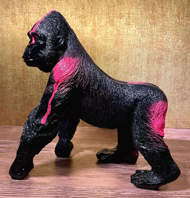 Gorilla Dekofigur gartenfigur Kunstharz menschenaffe Tier deko schwarz pink splatter